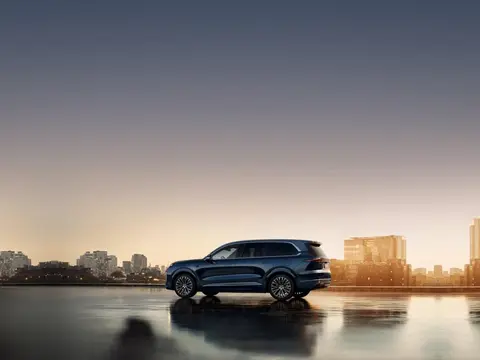 赶紧薅羊毛，深蓝S09至高40000补贴，春节实用还优惠